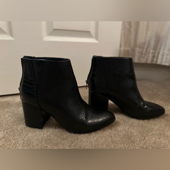 Black Crocodile Booties - Bundle and Save! - Picture 4 of 8